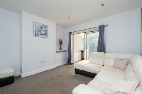 3 bedroom terraced house for sale, Upper Vernon Road, Sutton