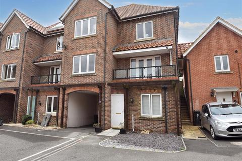 4 bedroom end of terrace house for sale, The Gavel, Sturminster Newton