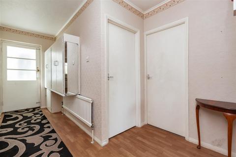 7 Burghfield Road, Istead Rise, Gravesend, DA13 9JL