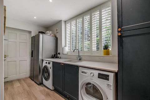 8 The Spinney, Darlington, DL3 8QL