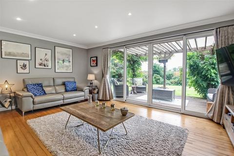 8 The Spinney, Darlington, DL3 8QL