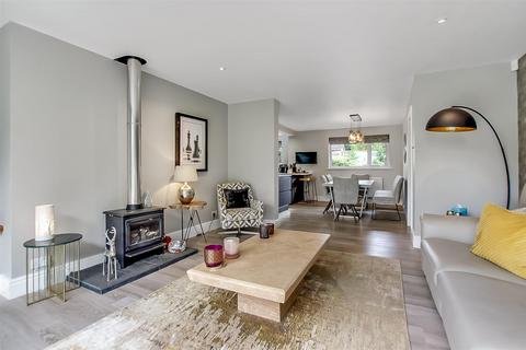 8 The Spinney, Darlington, DL3 8QL
