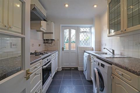 3 bedroom semi-detached house for sale, Shortacres, Nutfield