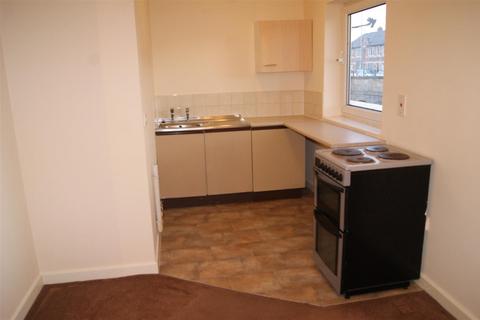 1 bedroom flat to rent, Brooksbank, Westgate WF2