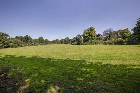 2 bedroom end of terrace house for sale, Kingshill Court, High Wycombe HP13