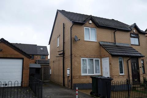 2 bedroom semi-detached house to rent, Eaglesfield Drive, Bradford, West Yorkshire, BD6