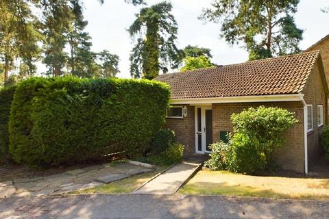 2 bedroom bungalow for sale, Wadham, Owlsmoor, Sandhurst, Berkshire, GU47