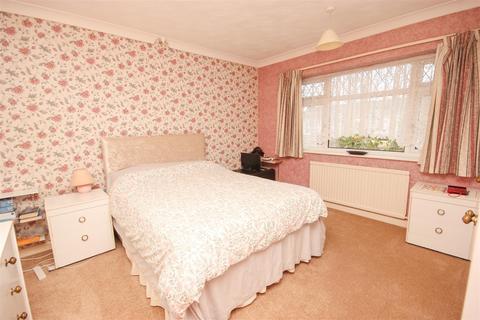 2 bedroom semi-detached bungalow for sale, Cedar Way, Wellingborough NN8