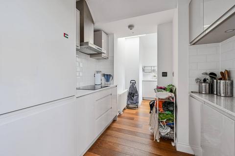 2 bedroom flat for sale, Pilkem Ridge Court, Harford Street, Stepney, London, E1