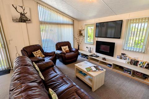 2 bedroom chalet for sale, Woodlands View, Chepstow Road, Coleford GL16