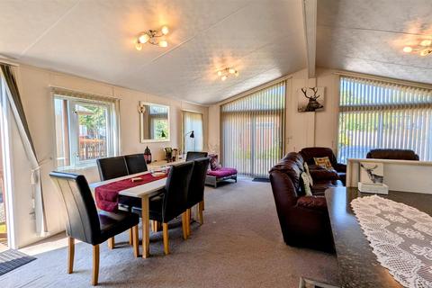 2 bedroom chalet for sale, Woodlands View, Chepstow Road, Coleford GL16