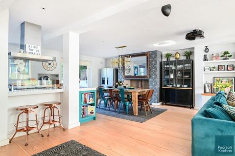 35 Denmark Villas, Hove, BN3 3TD