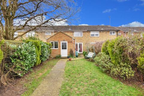 3 bedroom terraced house for sale, Clwyd Walk, Corby NN17