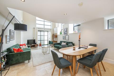 2 bedroom flat for sale, Felsham Mews, 79 Felsham Road, Putney