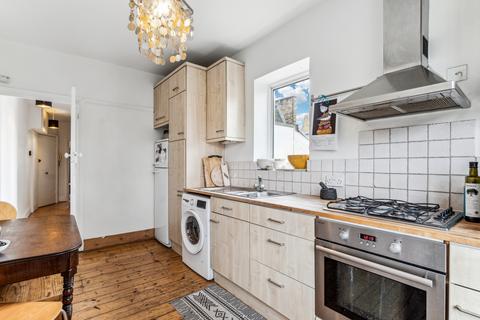 1 bedroom flat to rent, Parkway, Camden, London