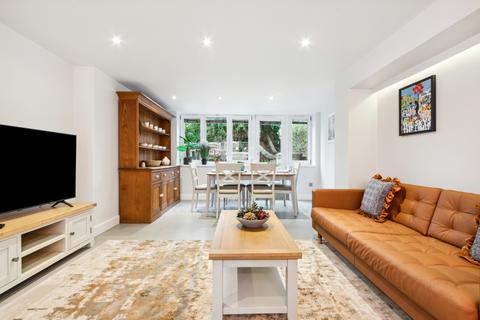 undefined, Heathfield Terrace, London