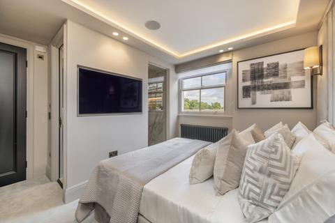 3 bedroom flat for sale, Gloucester Terrace, Bayswater, London