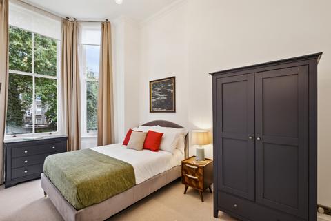 2 bedroom flat to rent, Lexham Gardens, London