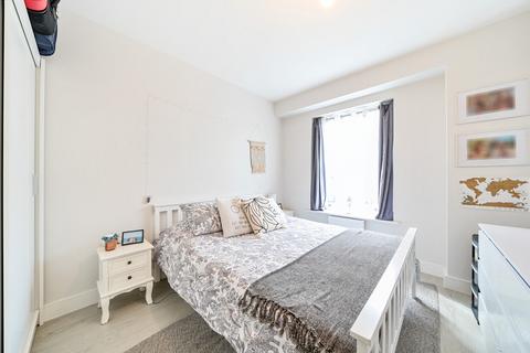 1 bedroom apartment for sale, Windsor Street, Uxbridge, Middlesex