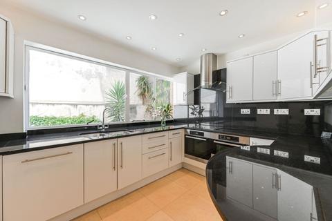 27 Eaton Row, London, SW1W 0JA