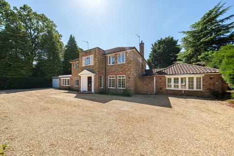 4 bedroom detached house to rent, Greenways Drive, Sunningdale, Berkshire, SL5