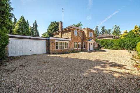 4 bedroom detached house to rent, Greenways Drive, Sunningdale, Berkshire, SL5