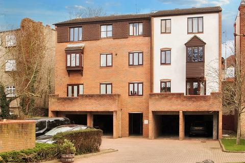 2 bedroom apartment for sale, Pages Lane, Uxbridge