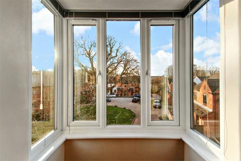 2 bedroom apartment for sale, Pages Lane, Uxbridge