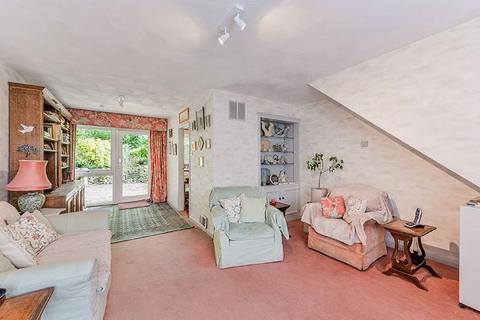 60 Greenacres, Oxted, RH8 0PB