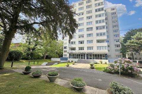 2 bedroom flat for sale, East Cliff