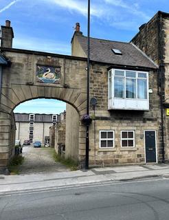 4 bedroom end of terrace house for sale, Boroughgate, Otley, LS21