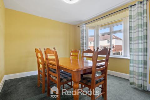30 Elm Crescent, Bentley, Doncaster, DN5 0PZ
