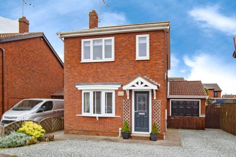 3 bedroom detached house for sale, Churchill Rise, Hull HU12