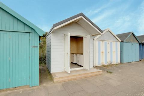 Chalet for sale, 33 South Promenade, Sutton-On-Sea LN12