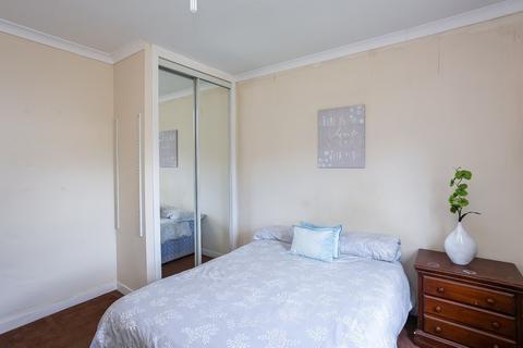 5/3 Glendevon Park, Edinburgh, EH12 5XD