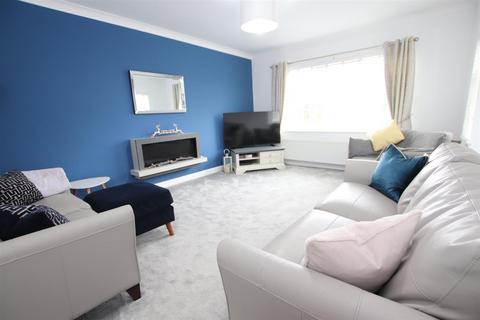 2 Briarfield Close, Bradford, BD10 8QP