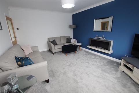 2 Briarfield Close, Bradford, BD10 8QP