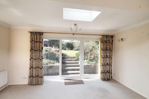 14 Downs View Road, Hassocks, BN6 8HJ