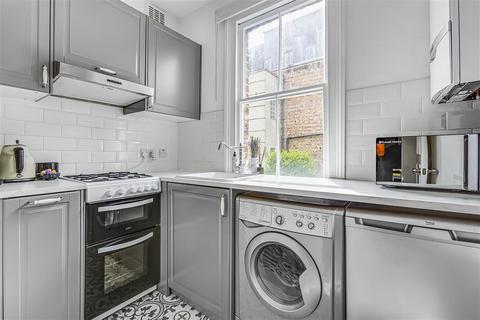 1 bedroom flat for sale, Harwood Road, SW6