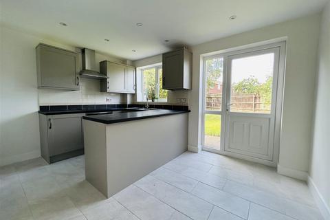 2 bedroom semi-detached house to rent, 48 Ennerdale Drive, Perton