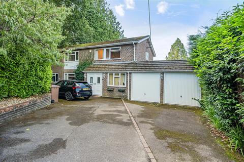 6 bedroom house for sale, Carlton Close, Camberley GU15