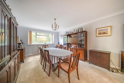 6 bedroom house for sale, Carlton Close, Camberley GU15