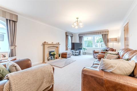 4 bedroom detached house for sale, Old Heybeck Lane, Tingley, Wakefield, West Yorkshire