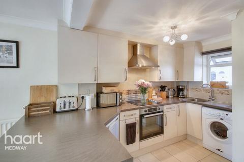 78 Kitchener Road, Rochester, ME2 3AS