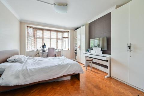 3 bedroom flat for sale, Lower Road, Canada Water, London, SE16