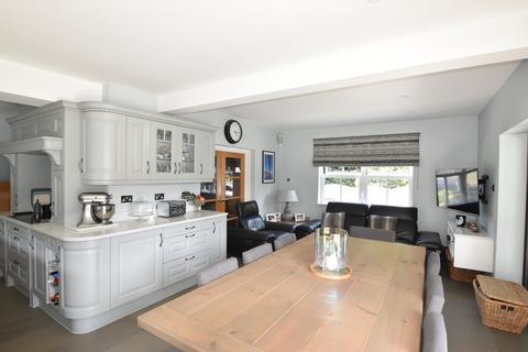 undefined, Church Hill, Charing Heath, TN27