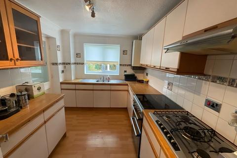 3 bedroom link detached house for sale, Ford Close, Laindon, Basildon, Essex