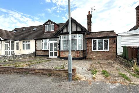 29 Tolworth Gardens, Romford, RM6 5TJ