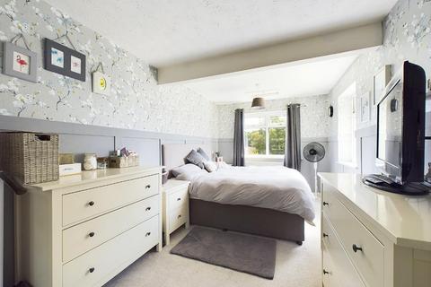 19 Denton Drive, Bingley, BD16 3PJ