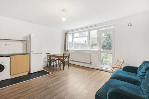 4 bedroom apartment to rent, Weymouth Terrace, London, E2